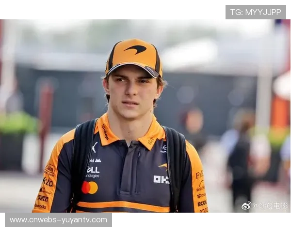 皮亚斯特里在测试中演练多次超车动作，为澳大利亚车手提供关键比赛准备洞见